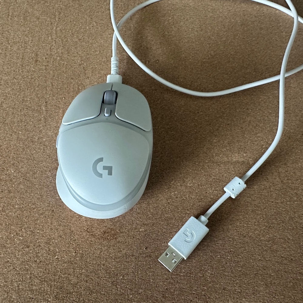 Logitech G705 Wireless Gaming Mouse, Bluetooth Wireless, White